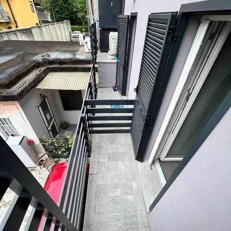 Pregevole Duplex A 1 Minuto Dalla Metro Apartman Collegno Kültér fotó