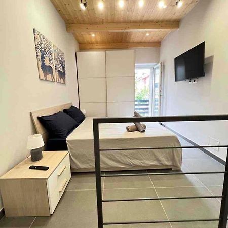 Pregevole Duplex A 1 Minuto Dalla Metro Apartman Collegno Kültér fotó